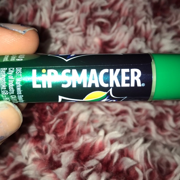 Lip smacker - Picture 2 of 3